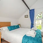 Righton - Two Bedroom Detached House, Summertown, Oxford Oxmstos