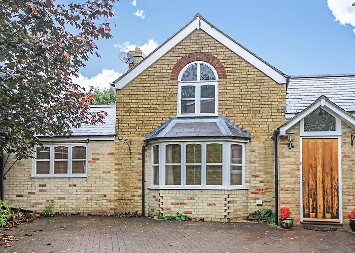 Righton - Two Bedroom Detached House, Summertown, Oxford Oxmstos