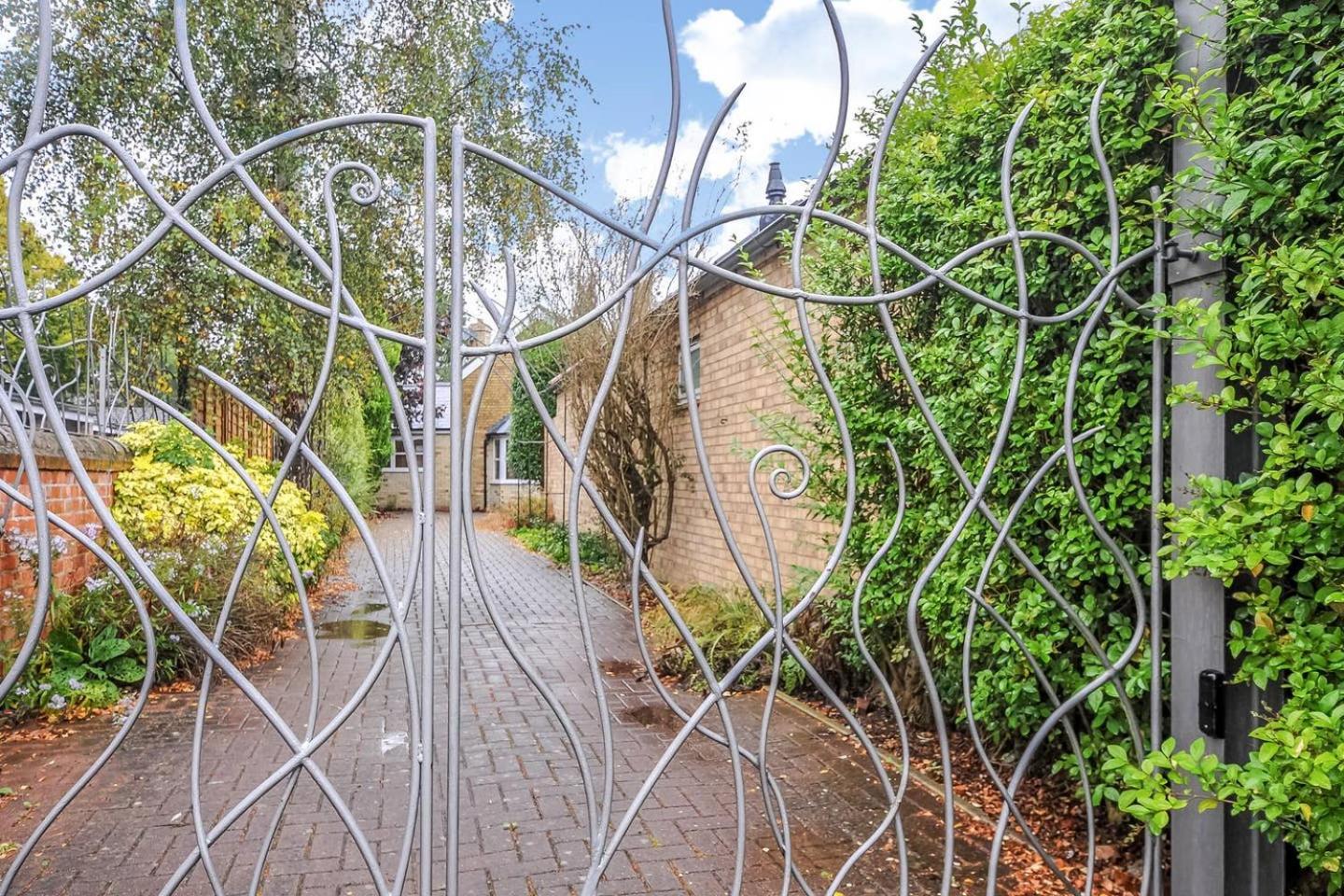 Apartment Righton - Two Bedroom Detached House, Summertown, Oxmstos