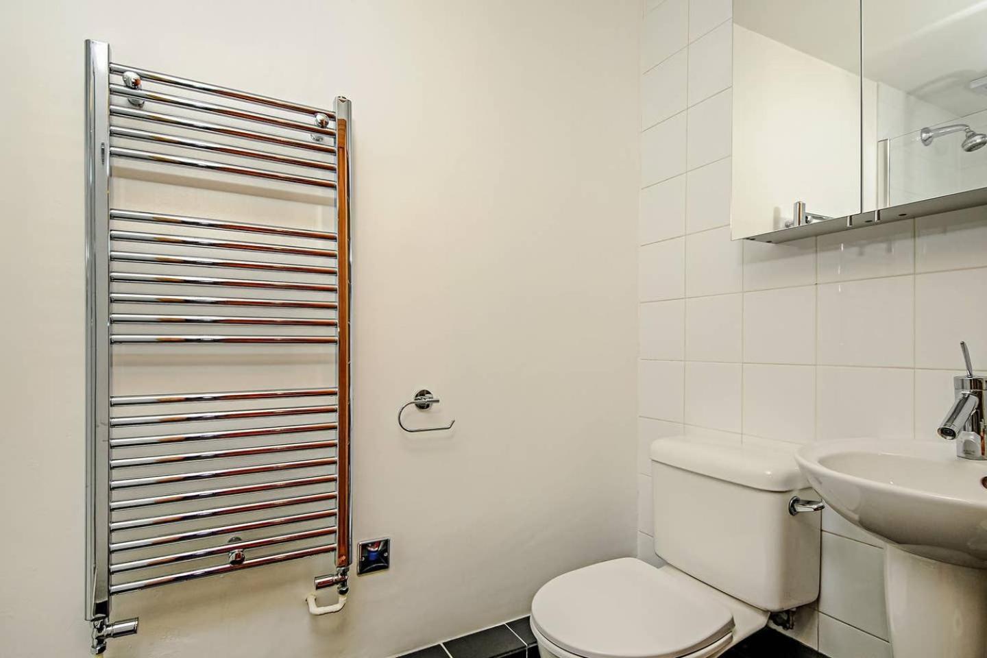 Righton - Two Bedroom Detached House, Summertown, Oxmstos