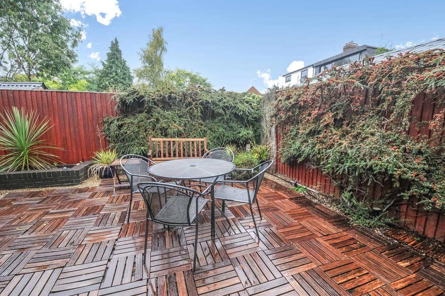 Righton - Two Bedroom Detached House, Summertown, Oxmstos